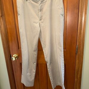 Dockers Men's Light Khaki Straight Chinos